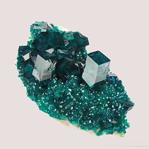 Dioptase گوهرشناسی