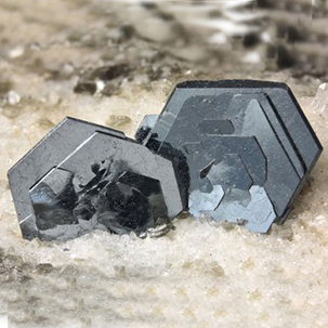Hematite گوهرشناسی